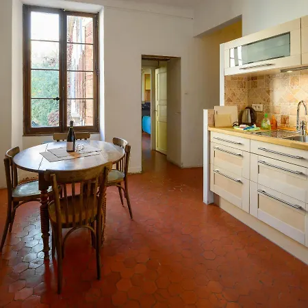 D'hotes & Gites Vacances-en-luberon