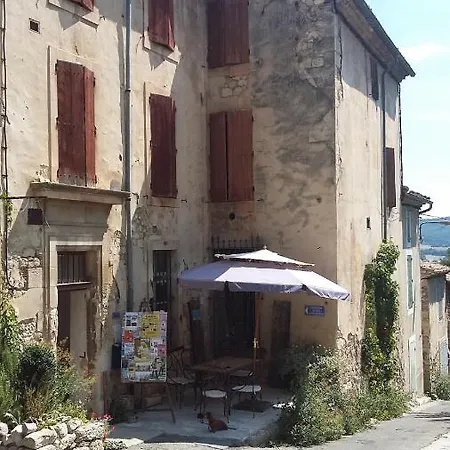 D'hotes & Gites Vacances-en-luberon B&B Reillanne