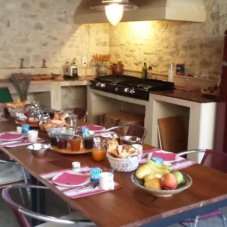 D'hotes & Gites Vacances-en-luberon B&B *