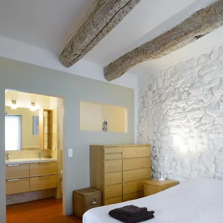 D'hotes & Gites Vacances-en-luberon Bed & Breakfast *